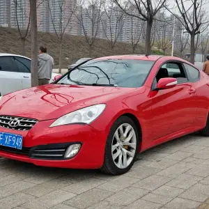 Hyundai Genesis Coupe 2012 из Китая