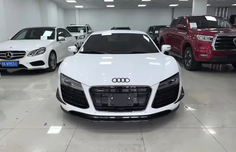 Audi R8 2014 из Китая