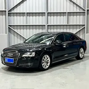 Audi A8 2012 из Китая