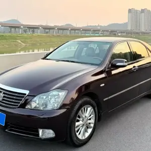 Toyota Crown 2006 из Китая