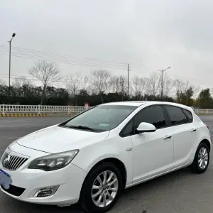 Buick Excelle 2013 121 л.с. из Китая