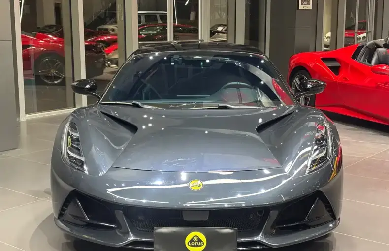 Lotus Emira 2024 из Китая