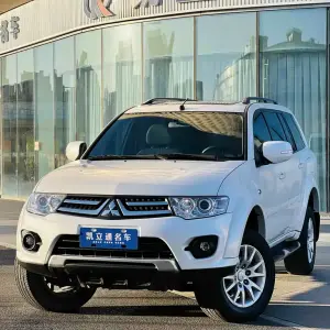 Mitsubishi Pajero Sport 2015 252 л.с. из Китая