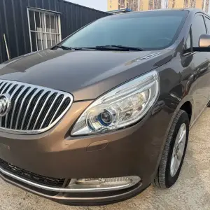 Buick GL8 2013 из Китая