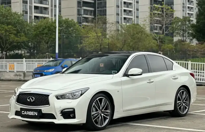 Infiniti Q50 2014 из Китая