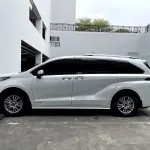 Toyota Sienna 2022 из Китая