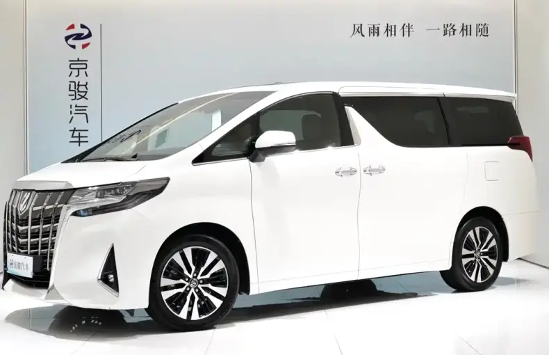 Toyota Alphard 2021 из Китая