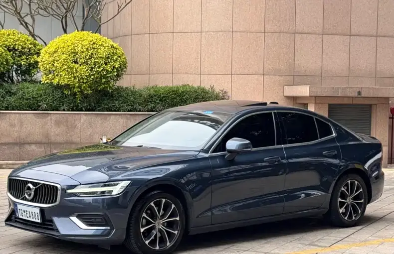 Volvo S60 2021 из Китая