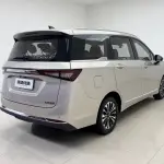 Wuling Jiachen 2022 из Китая