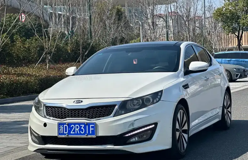 Kia K5 2012 из Китая