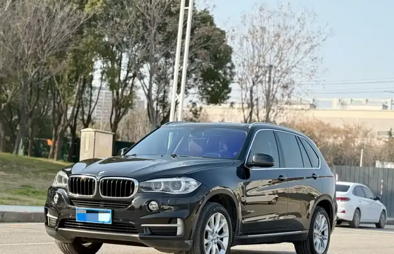 BMW X5 (Import) 2015 из Китая