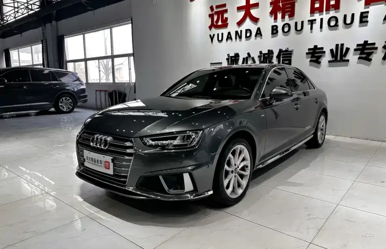 Audi A4L 2020 из Китая