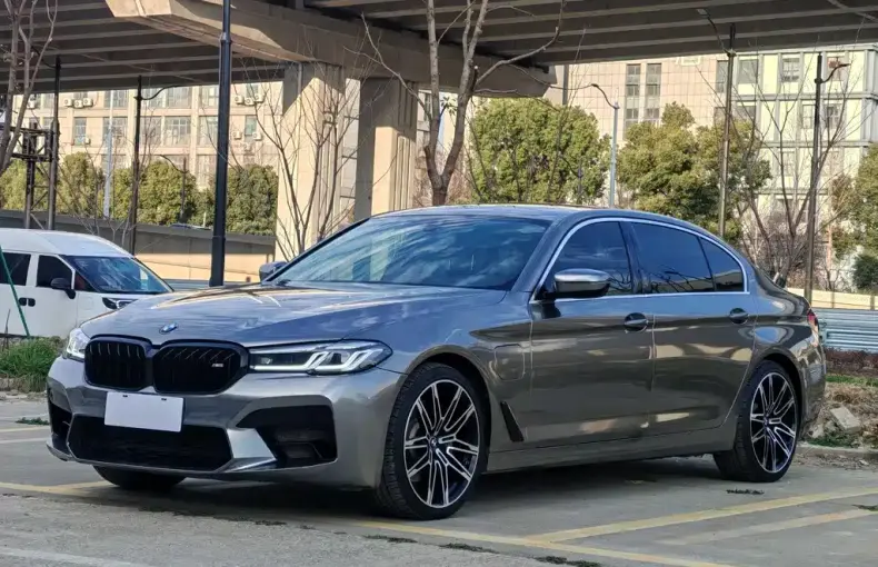 BMW 5 Series New Energy 2020 из Китая
