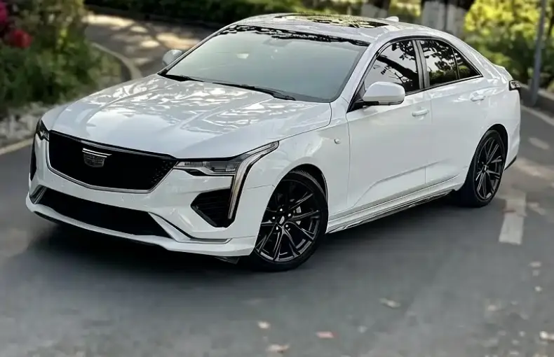 Cadillac CT4 2021 из Китая