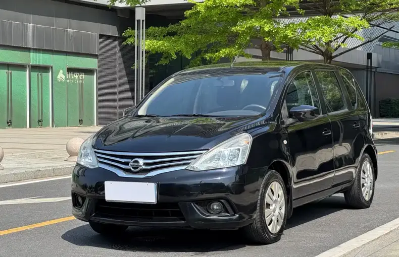 Nissan Livina 2014 из Китая