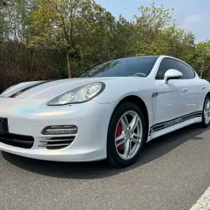 Porsche Panamera 2012 из Китая