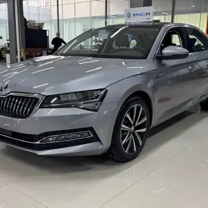 Skoda Superb 2025 из Китая