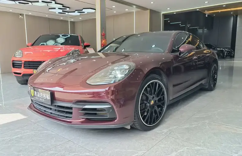 Porsche Panamera 2020 из Китая