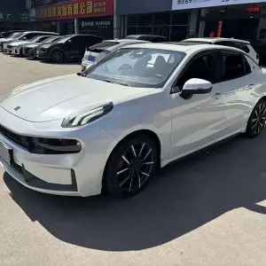 Lynk & Co 03 2020 из Китая