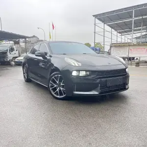 Lynk & Co 03 2022 из Китая
