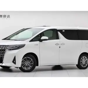 Toyota Alphard 2023 из Китая