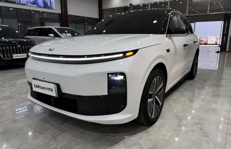 Li Auto Li L6 2024 из Китая