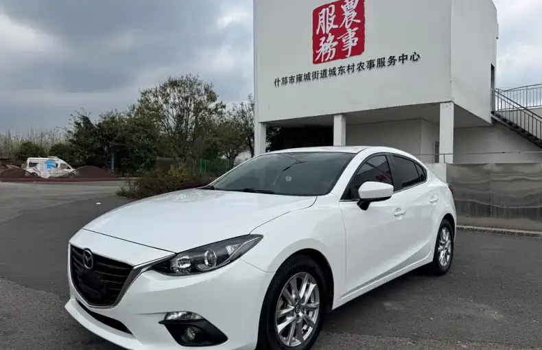 Mazda 3 Axela 2015 из Китая