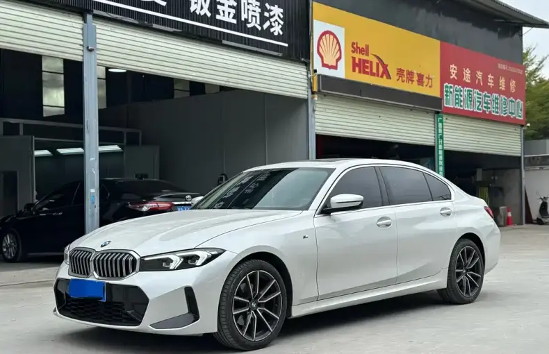 BMW 3 Series 2024 из Китая