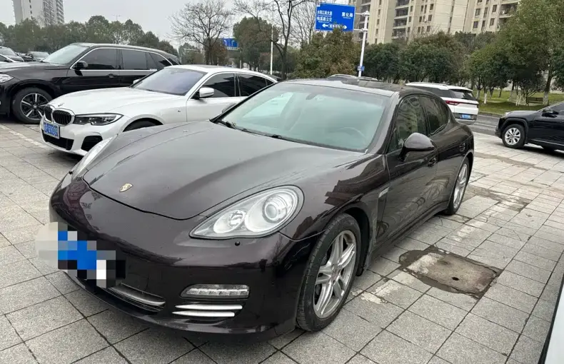 Porsche Panamera 2013 из Китая