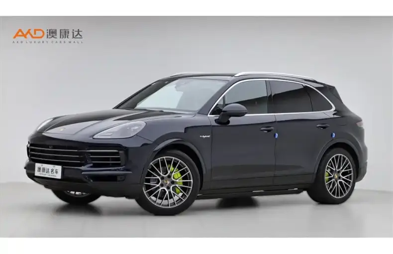 Porsche Cayenne Hybrid 2021 из Китая