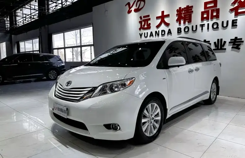 Toyota Sienna 2018 из Китая