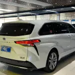 Toyota Sienna 2023 из Китая