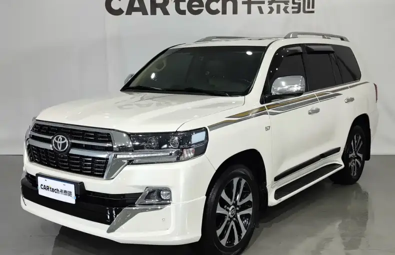 Toyota Land Cruiser 2019 из Китая