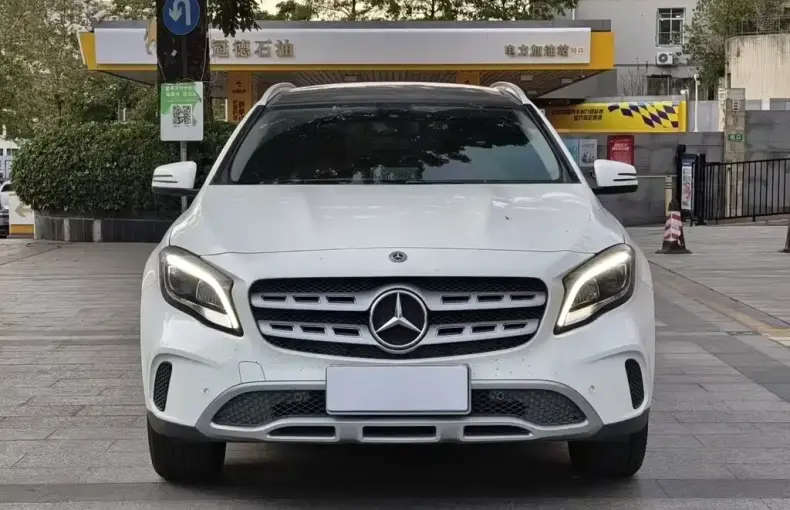 Mercedes-Benz GLA 2018 из Китая