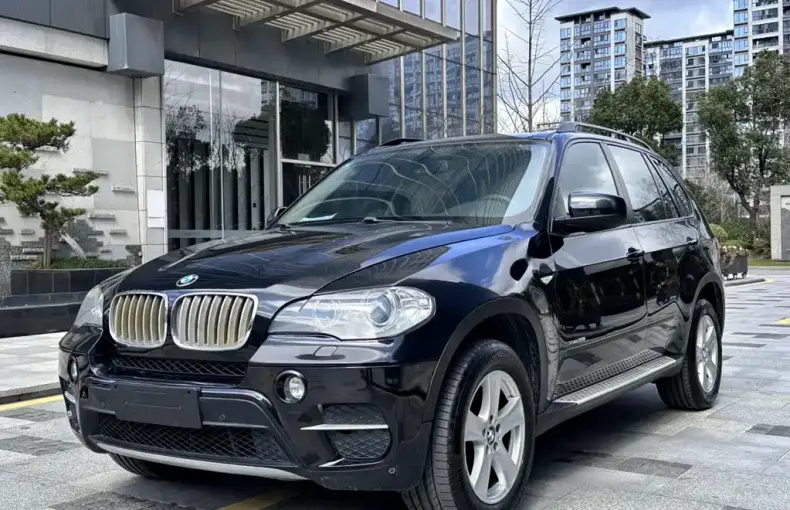 BMW X5 (Import) 2012 из Китая