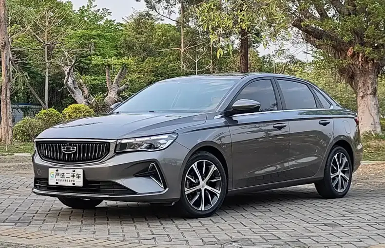 Geely Emgrand 2022 из Китая
