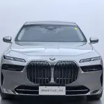 BMW 7 Series 2023 из Китая