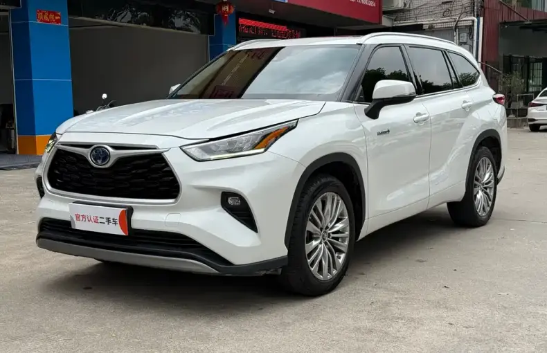 Toyota Highlander 2024 из Китая