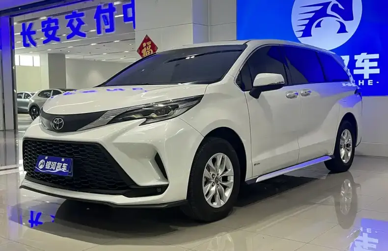 Toyota Granvia 2024 из Китая