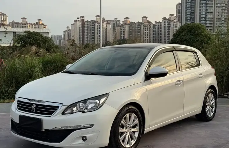 Peugeot 308S 2015 из Китая