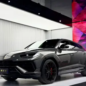 Lamborghini Urus 2024 из Китая