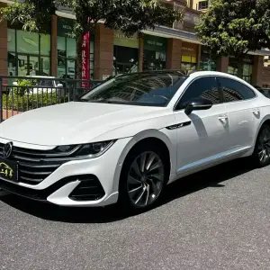 Volkswagen CC 2023 из Китая