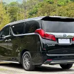 Toyota Alphard 2021 из Китая