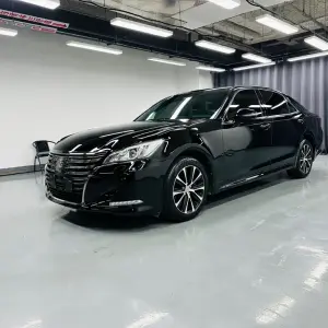 Toyota Crown 2018 из Китая