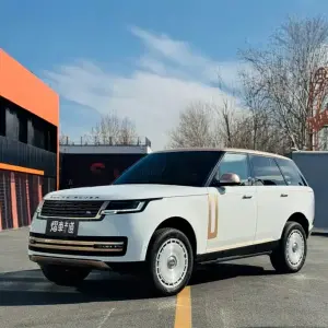 Land Rover Range Rover 2024 360 л.с. из Китая