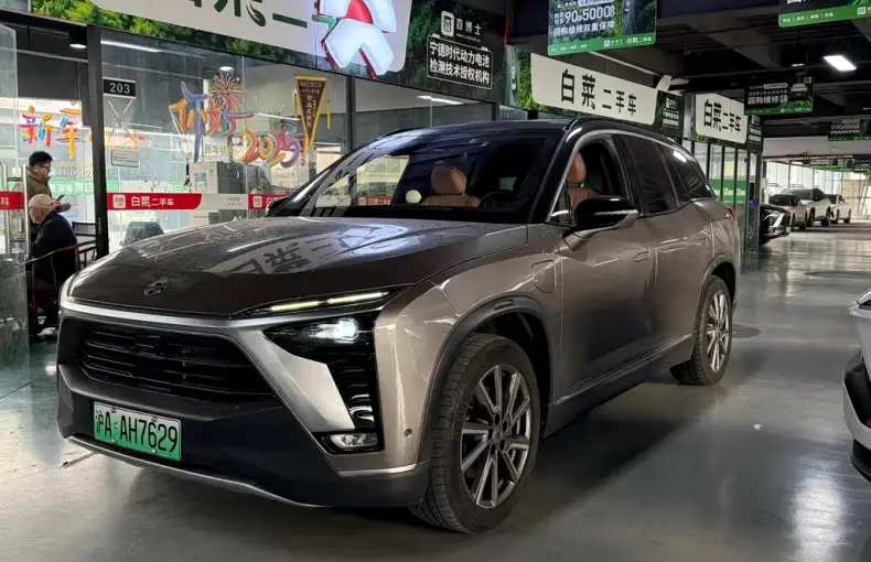 NIO ES8 2022 из Китая