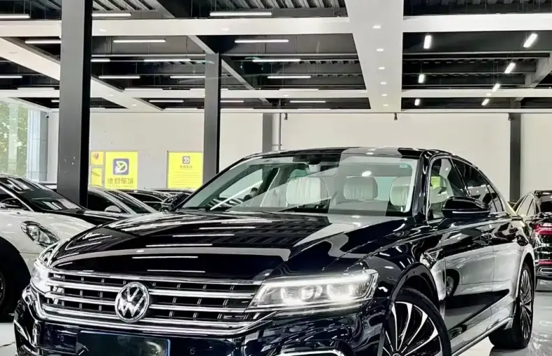Volkswagen Phideon 2020 из Китая