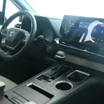 Toyota Granvia 2024 из Китая