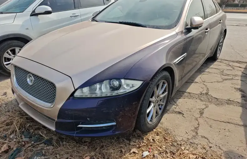 Jaguar XJ 2012 из Китая