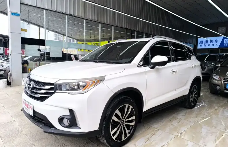GAC Motor Trumpchi GS4 2017 из Китая